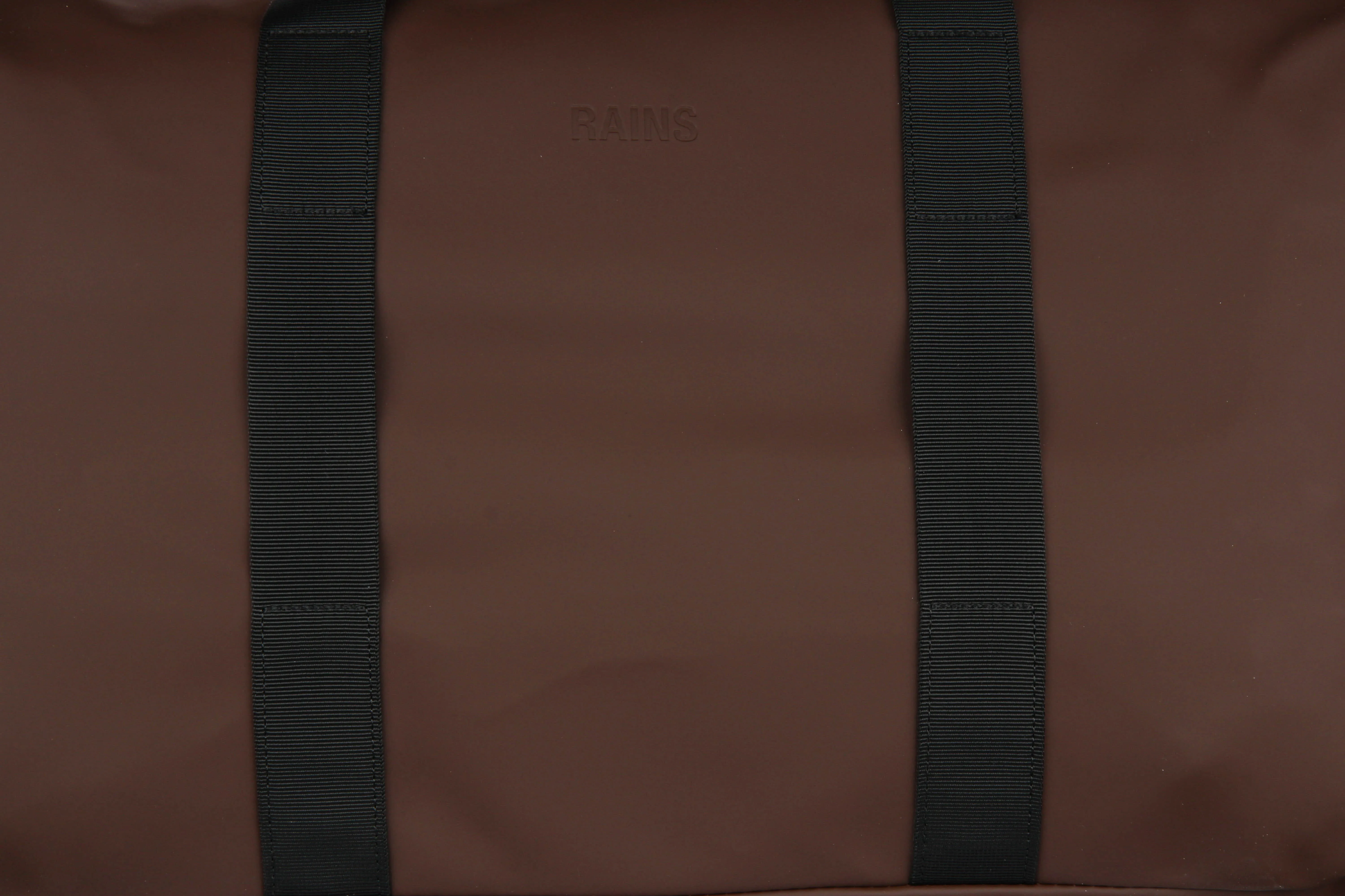 Rains Hilo Weekend Bag In Choco Brown