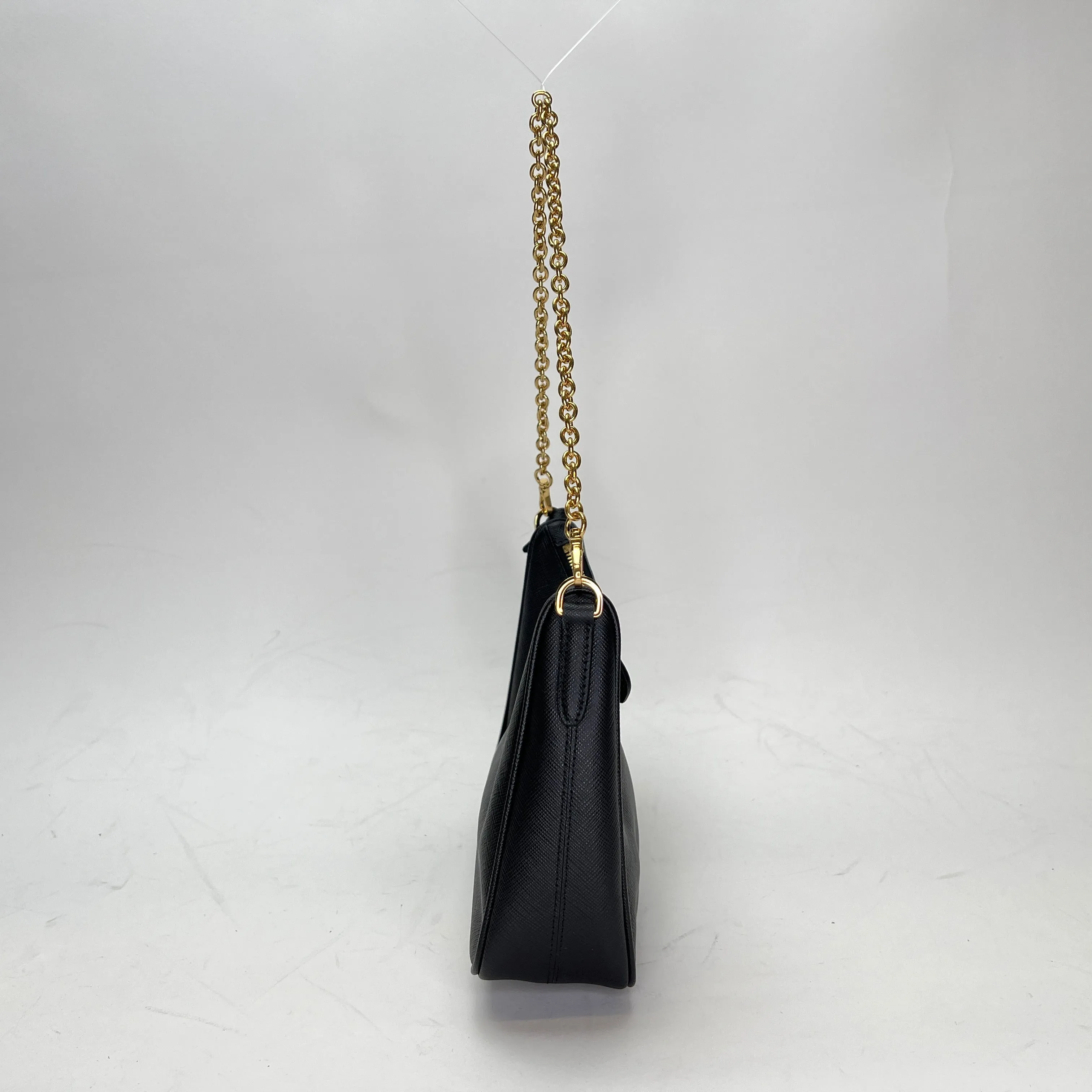 Re-Edition 2005 Black Crossbody Bag in Saffiano Leather, Gold hardware